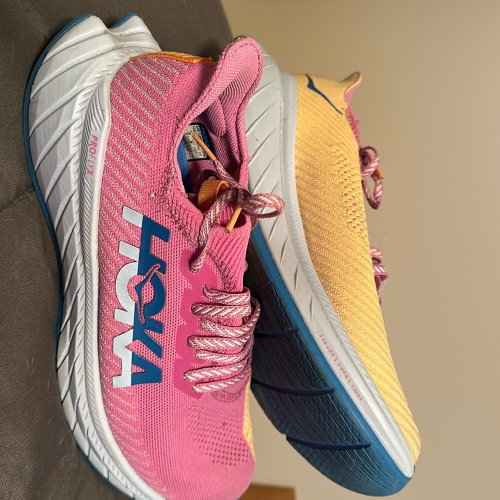 Ladies size 10 Hoka running shoes. Worn very few times
